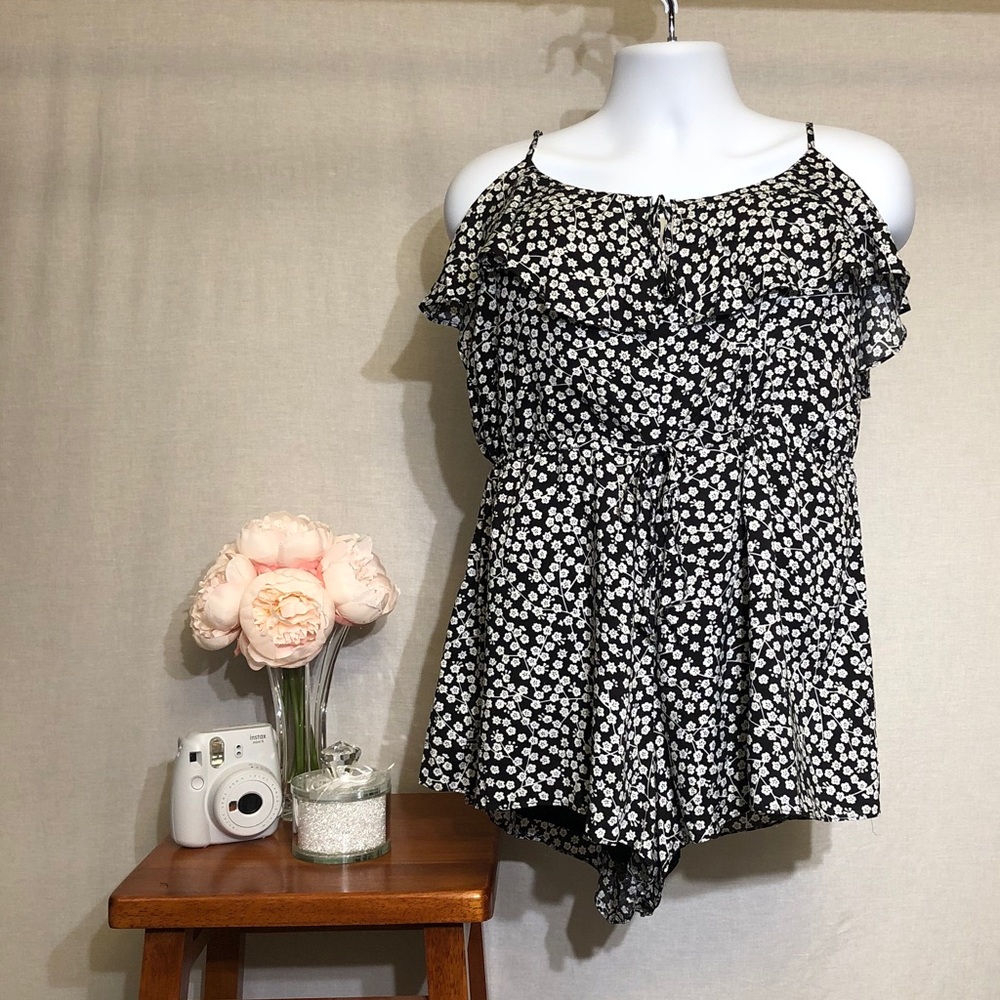 Showpo “All That I See” Romper in Black Floral